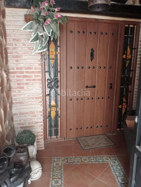 Foto 32049b3a-f4f8-47bb-9fa5-d95546f746fd. Chalet dans Colmenar de Oreja