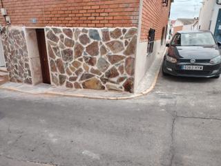 Pis  Calle montera 4. Piso loeches 2 dormitorios