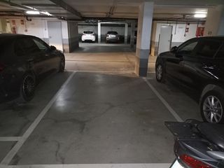 Miete Autoparkplatz in Calle real 1