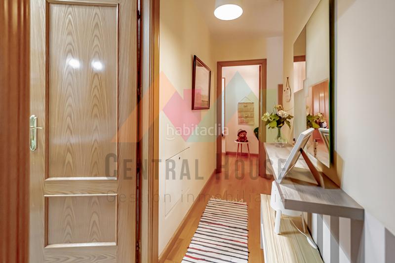 Foto 05c5aae6-723d-4ff9-a662-b7ceb3cb36f9. Casa adossada amb calefacció aparcament piscina a Guadalajara