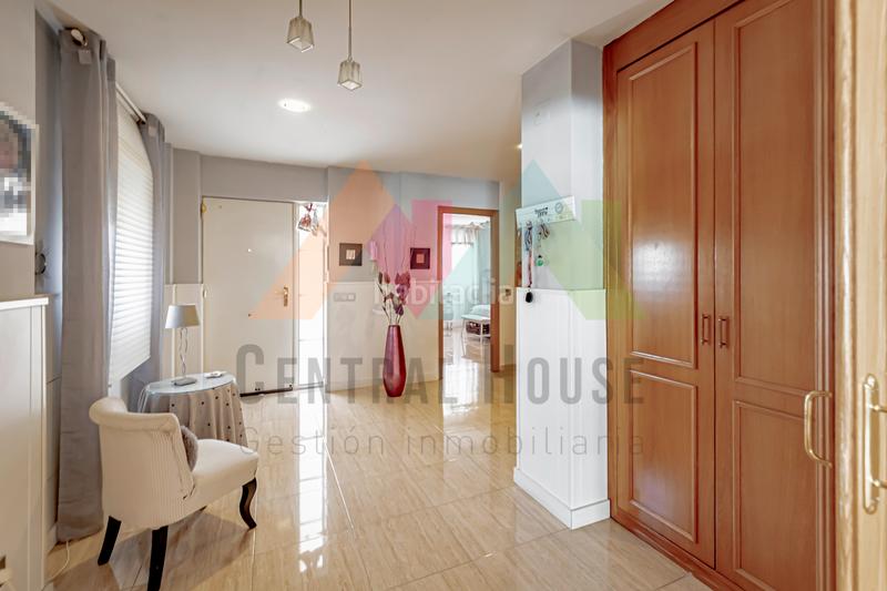 Foto c152a0bf-f206-48ca-8e1f-de3070f9fef6. Casa adossada amb calefacció aparcament piscina a Guadalajara