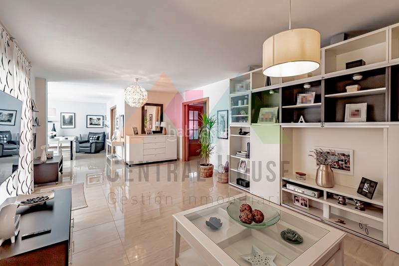 Foto 0c4d4331-dabf-415b-bab0-a22ed3042df8. Maison jumelée avec chauffage parking piscine dans Los Valles-Sanz Vazquez-El Fuerte Guadalajara