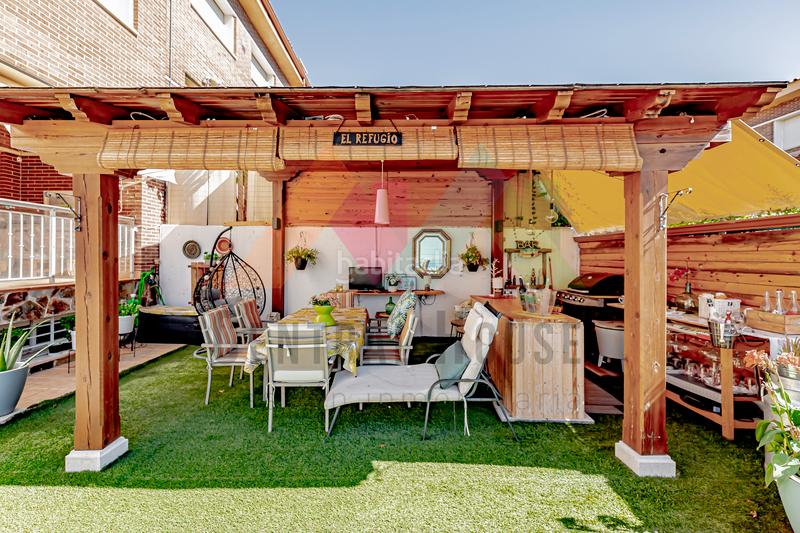 Foto 1fe36ae1-e620-4a9a-9253-93777fcd51c6. Maison jumelée avec chauffage parking piscine dans Los Valles-Sanz Vazquez-El Fuerte Guadalajara