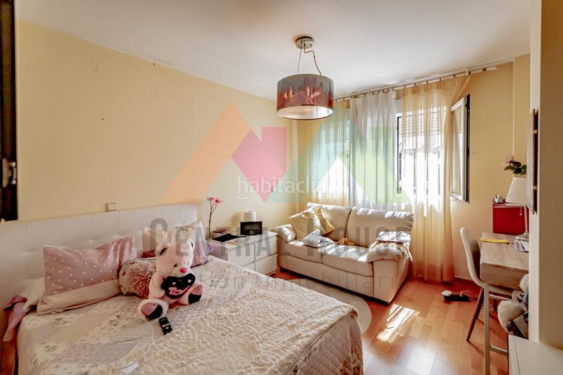 Foto 976f462a-2806-4d03-b4b6-1109b46f768e. Maison jumelée avec chauffage parking piscine dans Los Valles-Sanz Vazquez-El Fuerte Guadalajara