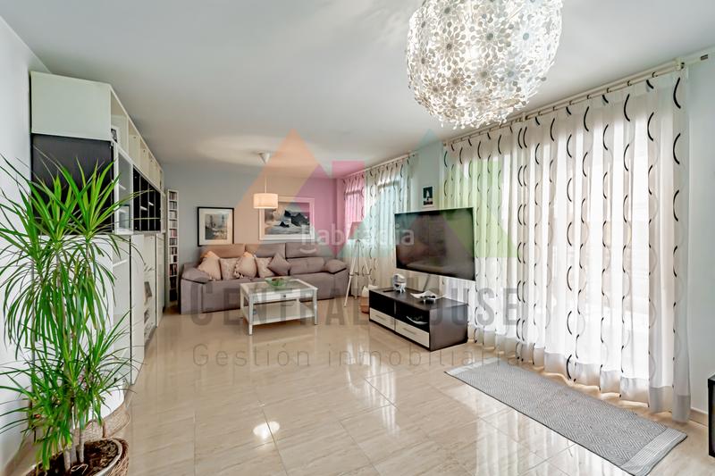 Foto 9ab53ee3-6427-4280-8a3e-84294d8c2ce8. Maison jumelée avec chauffage parking piscine dans Los Valles-Sanz Vazquez-El Fuerte Guadalajara