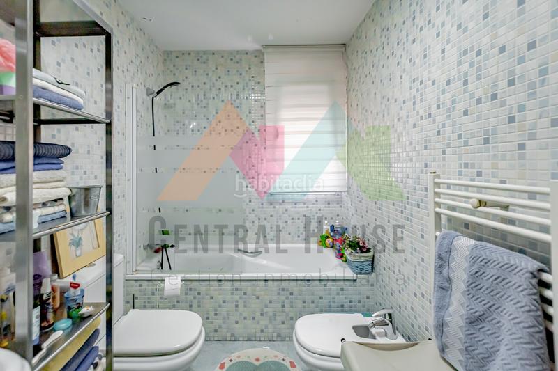 Foto 4d35acc3-a58c-4439-a882-d60cf8a87af7. Semi detached house with heating parking pool in Los Valles-Sanz Vazquez-El Fuerte Guadalajara