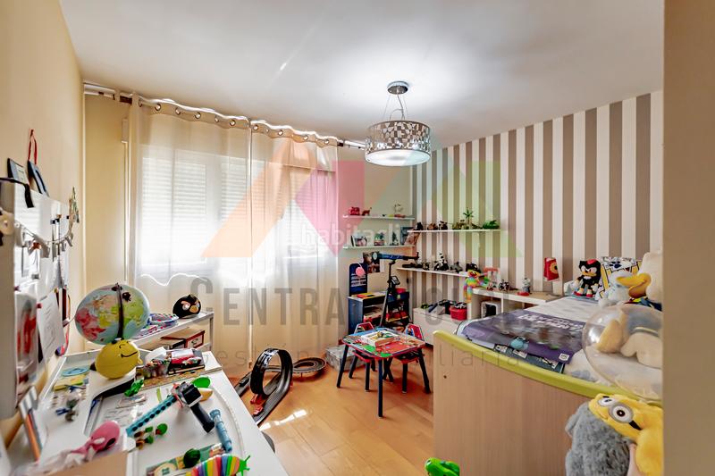 Foto 6c7395c3-3fc2-4abb-9dfb-fd8ea59bfb4d. Semi detached house with heating parking pool in Los Valles-Sanz Vazquez-El Fuerte Guadalajara