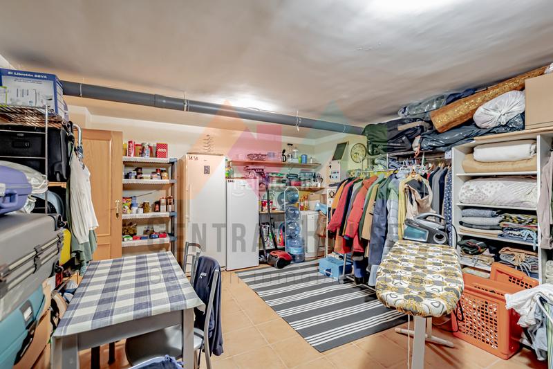 Foto 9aa72c30-f5ea-44b6-8a6d-37ee52829d60. Semi detached house with heating parking pool in Los Valles-Sanz Vazquez-El Fuerte Guadalajara