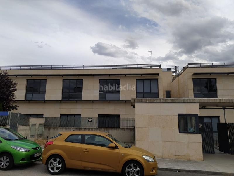 Foto 32c3a8fb-c42c-47a2-bf5a-58d4499d8892. Location studio dans calle pollensa 11 dans El Pinar-Punta Galea Rozas de Madrid (Las)