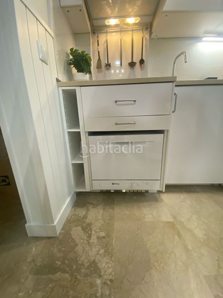 Foto 521f1e33-7282-4f67-a350-6a53d9572432. Lloguer pis amb calefacció aparcament a Berruguete Madrid