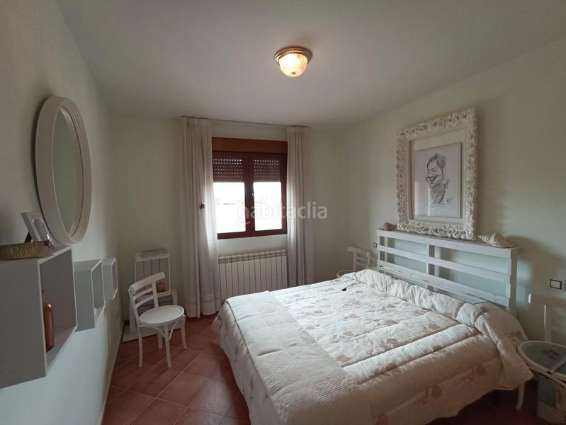 Foto e56974da-ed50-4114-913d-b0bbdbf99e10. Casa amb calefacció a San Pedro del Arroyo