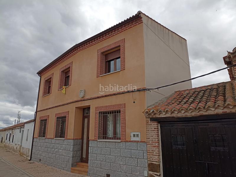 Foto 4f29c52d-900c-4488-8dff-4213ebd2cb62. Haus mit heizung in San Pedro del Arroyo