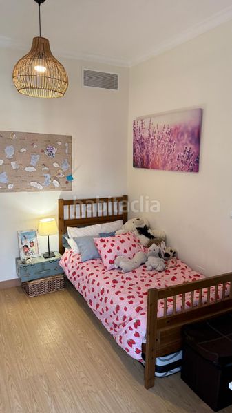 Foto fb510f25-5eef-47f6-aa3e-e40621adf134. Casa adossada amb xemeneia calefacció piscina a El Pastel Boadilla del Monte