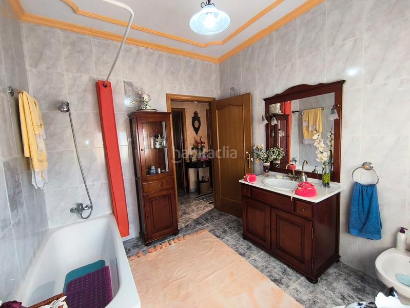 Foto 1c2c9e9d-5ed8-4534-af27-6bca654a64eb. Chalet with fireplace heating parking in Lillo