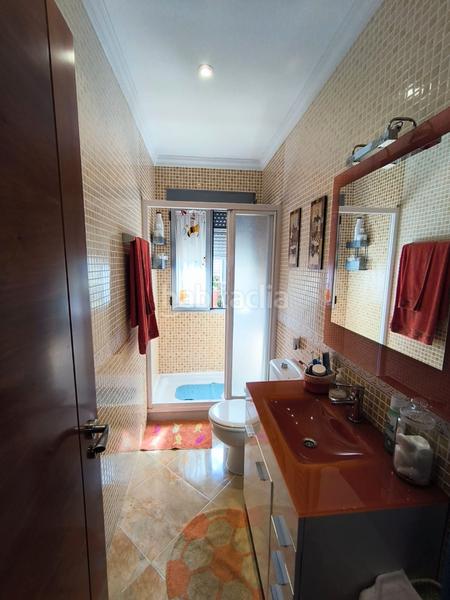 Foto 9aef5ee3-1c5d-49b7-9401-278d9d259a21. Chalet with fireplace heating parking in Lillo