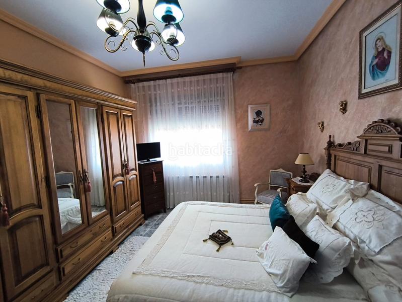 Foto 23cfd5c1-23b4-42fa-9aa0-e8b7ef4b8633. Chalet con camino riscaldamento parcheggio in Lillo