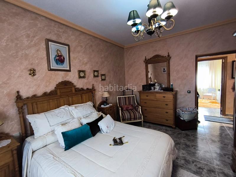 Foto b29588ab-fdd4-45cf-93a2-3d5d59e3e9c9. Chalet con camino riscaldamento parcheggio in Lillo