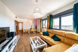 Piso en Calle leandro fern�ndez de morat�n 1. 3 dormitorios / 2 ba�os / garaje / trastero / ascensor / aire ac