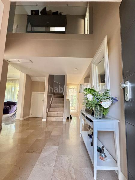 Foto 1b6abbc7-621d-499a-9021-2dd5177afb27. Casa a schiera con riscaldamento parcheggio piscina in Majadahonda