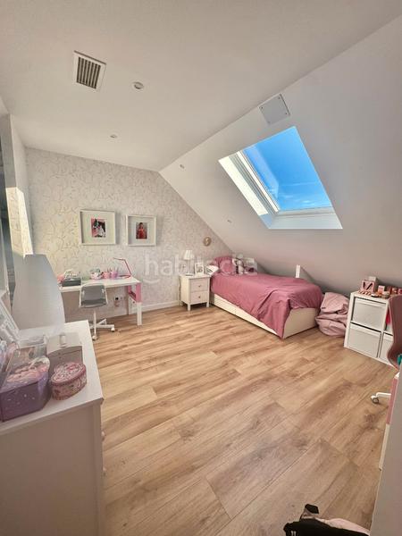 Foto 33c3f023-cff0-429f-bb29-4b928ec7807c. Casa a schiera con riscaldamento parcheggio piscina in Majadahonda