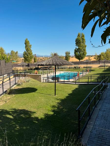 Foto 604a8748-d683-4263-89f7-0ae9863484ec. Casa a schiera con riscaldamento parcheggio piscina in Majadahonda