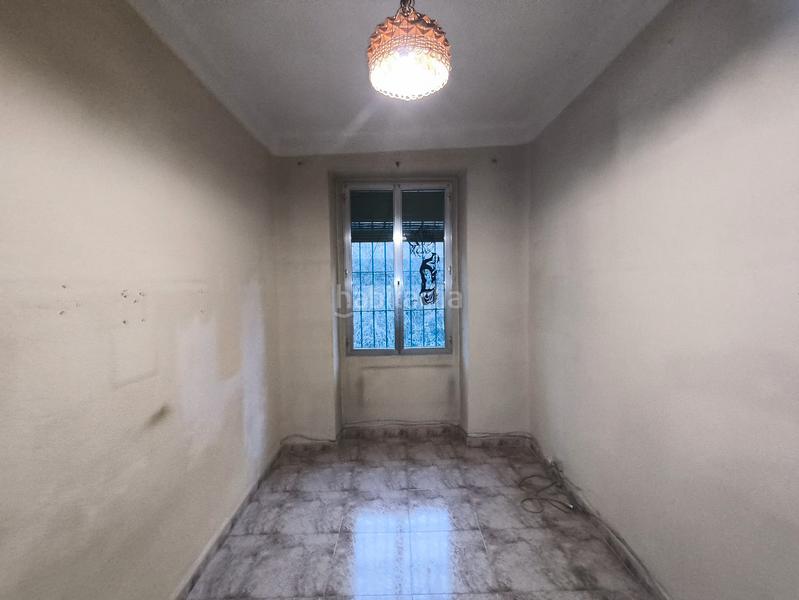 Foto 0e411e32-c031-434a-a3a3-a372c8f80541. Flat with heating in Jerónimos Madrid