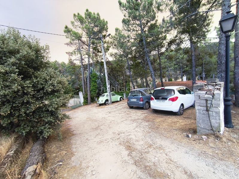 Foto 0ff272d4-1dca-49c5-8a13-0a22597a4250. Casa amb xemeneia aparcament a Santa María de la Alameda