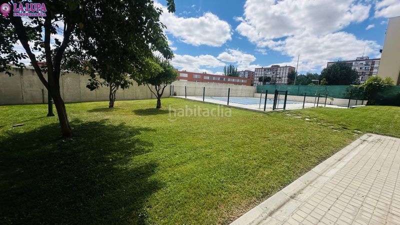 Foto 37bb28f6-a4cf-4374-a1b2-b2db3af5d49f. Pis amb calefacció aparcament piscina a Las Águilas Madrid
