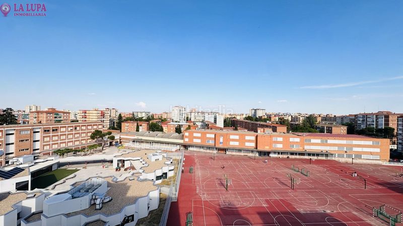 Foto 87ed4547-70d4-4255-ac68-ebd9b3067c0f. Pis amb calefacció aparcament piscina a Las Águilas Madrid