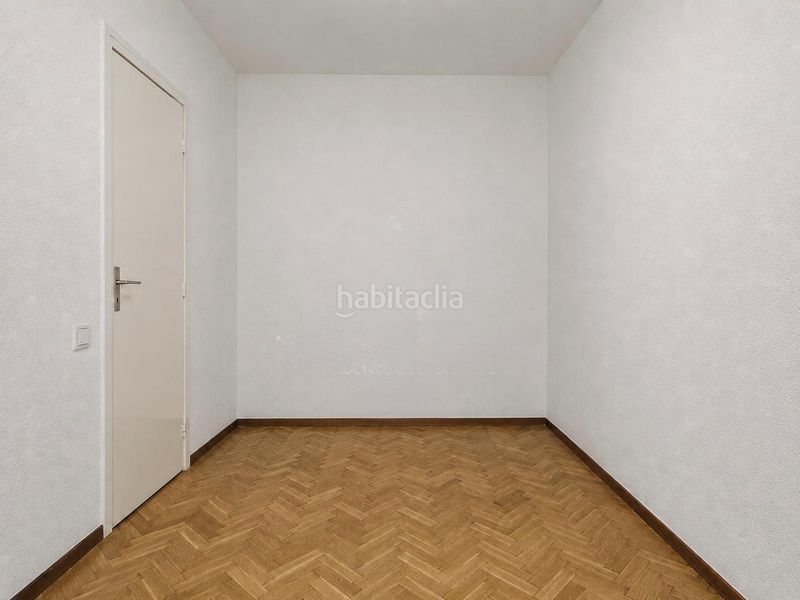 Foto 5f95de9b-145d-4199-9d03-a5f7dda24904. Pis a San Fermín Madrid