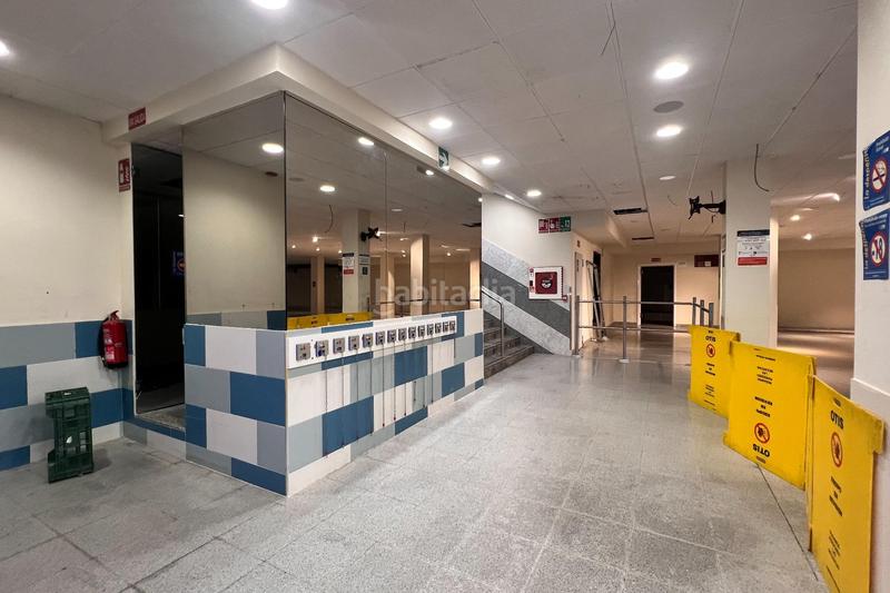 Foto 7d65955b-e7d0-482e-9cb9-bfa19dbd1288. Location local commercial dans Centro Móstoles