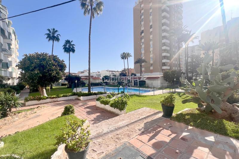 Foto 09a74034-0825-44b2-8296-7bde5397254b. Piso para tener la vida que siempre soñaste te presentamos este oasis a un paso de la playa en Torremolinos