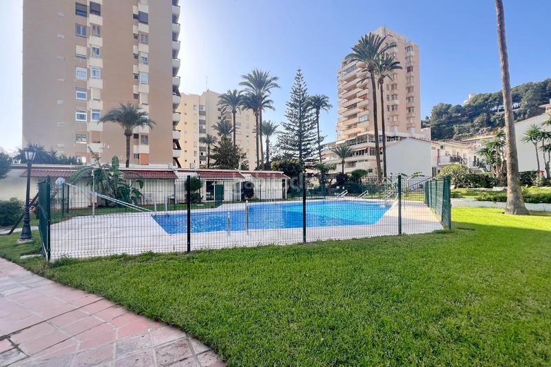Foto 4a6e46c0-d338-4ff6-91ee-6e5c6dce254f. Piso para tener la vida que siempre soñaste te presentamos este oasis a un paso de la playa en Torremolinos
