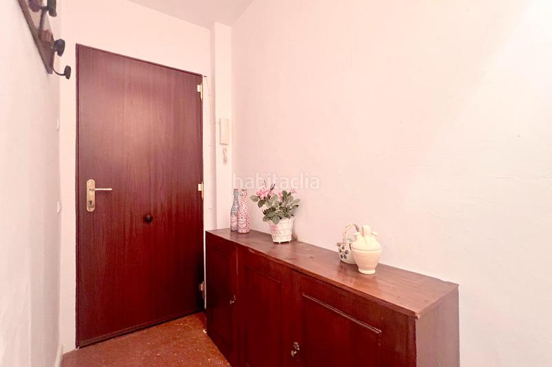 Foto 8ef47adf-63cc-4317-9c82-9dee014add8b. Piso para tener la vida que siempre soñaste te presentamos este oasis a un paso de la playa en Torremolinos