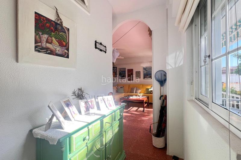 Foto e5fed31f-2729-43a4-a452-8ff8f8617f2b. Piso para tener la vida que siempre soñaste te presentamos este oasis a un paso de la playa en Torremolinos