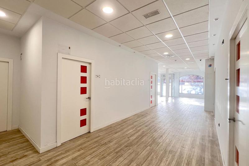 Foto 812a55e5-16c9-4ca6-b210-939a79938ab5. Local comercial tu negocio merece brillar! en Centro Móstoles
