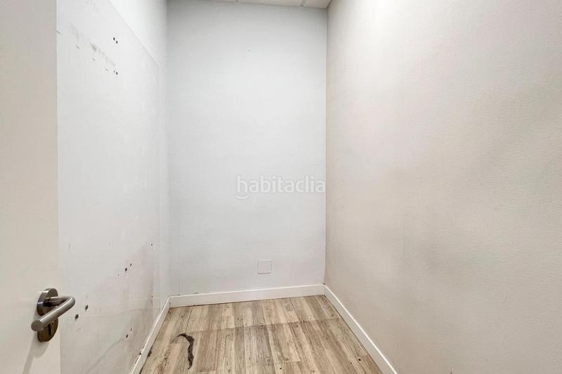Foto bc36a20c-0824-48d7-8fbc-a2d4115f62bf. Local comercial tu negocio merece brillar! en Centro Móstoles