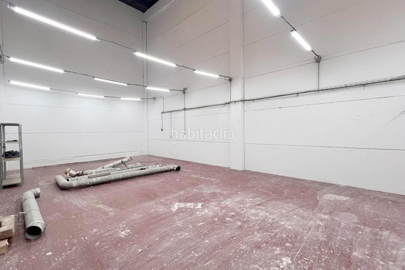 Foto 400a2eb7-d995-427b-be55-dc38822a5d28. Alquiler local comercial tú próximo proyecto despega desde aquí! en Arroyomolinos