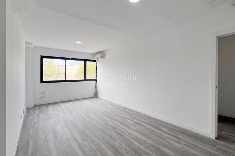 Foto 827ca7c4-e48e-4714-bc94-fda307b02081. Alquiler local comercial tú próximo proyecto despega desde aquí! en Arroyomolinos