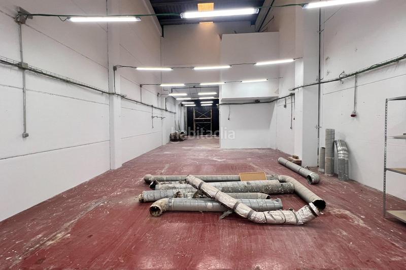 Foto a45b7cdb-4903-4244-9ce9-39d71ec88880. Alquiler local comercial tú próximo proyecto despega desde aquí! en Arroyomolinos