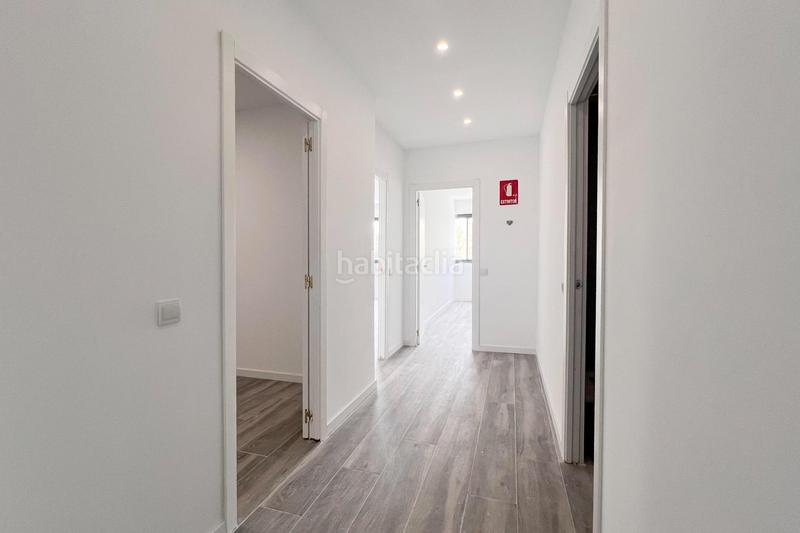 Foto c1e8f680-743e-4bcd-a0c4-56c69ceaa0bc. Lloguer local comercial a Las Castañeras - Bulevar Arroyomolinos