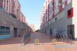 Lloguer Pis  Calle planeta saturno. Te imaginas empezar septiembre con piso nuevo, vida nueva y sin