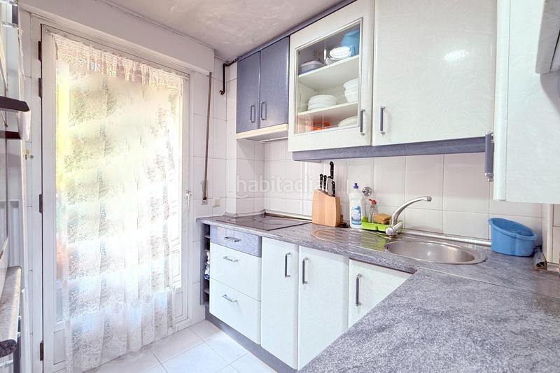 Foto 42217d0b-4b79-4a2e-8009-a254bf62943e. Appartement avec chauffage parking piscine dans Butarque Madrid