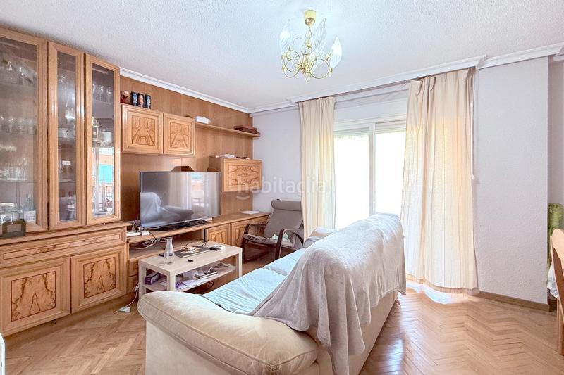 Foto e8ea3183-d09f-40fa-9349-0af213895fc8. Appartement avec chauffage parking piscine dans Butarque Madrid