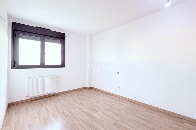 Foto 4968c7ce-e21b-4393-a06f-f6cb63d1d669. Miete etagenwohnung mit heizung parking pool in Sur - PAU 4 Móstoles