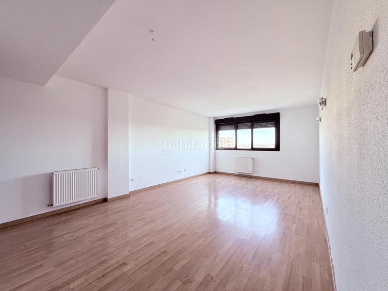 Foto 942404b1-0d27-49fe-a94a-0dde5de91b41. Rent flat with heating parking pool in Sur - PAU 4 Móstoles