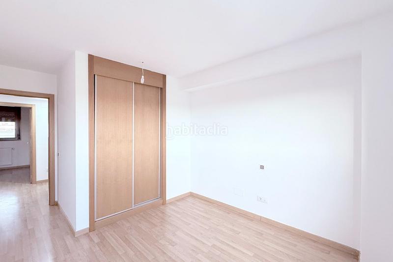 Foto dccdc86f-7350-44de-887a-3d9c6ba020a1. Rent flat with heating parking pool in Sur - PAU 4 Móstoles