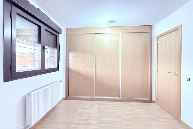 Foto e2091351-9af7-46ac-a911-172f56cac72b. Rent flat with heating parking pool in Sur - PAU 4 Móstoles