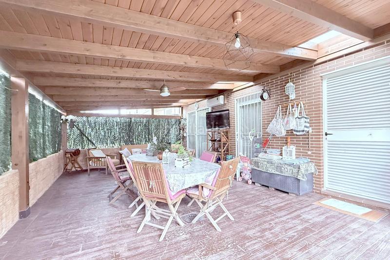 Foto a7258261-d5af-4e58-ab56-95329cd826e8. Piso grandes sueños, grandes proyectos, gran casa para cumplirlos en Arroyomolinos