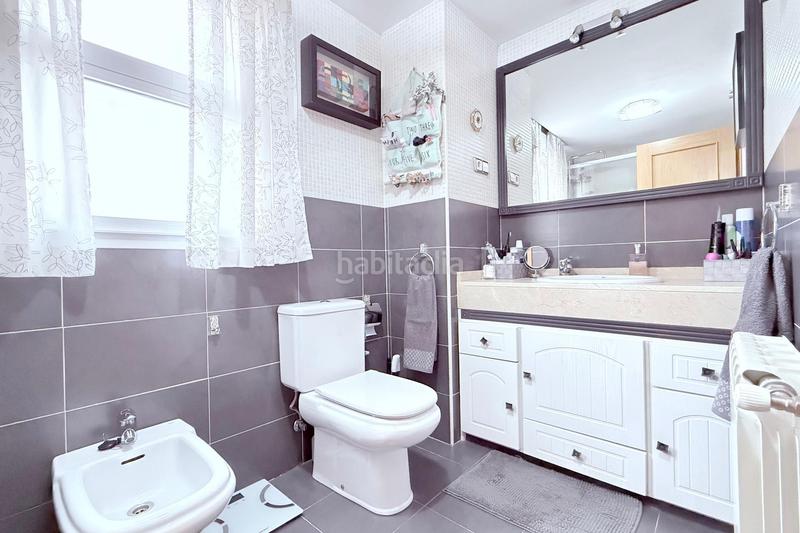 Foto dd8c5faf-c3d4-42ed-b54b-86ba2f7147a9. Piso grandes sueños, grandes proyectos, gran casa para cumplirlos en Arroyomolinos